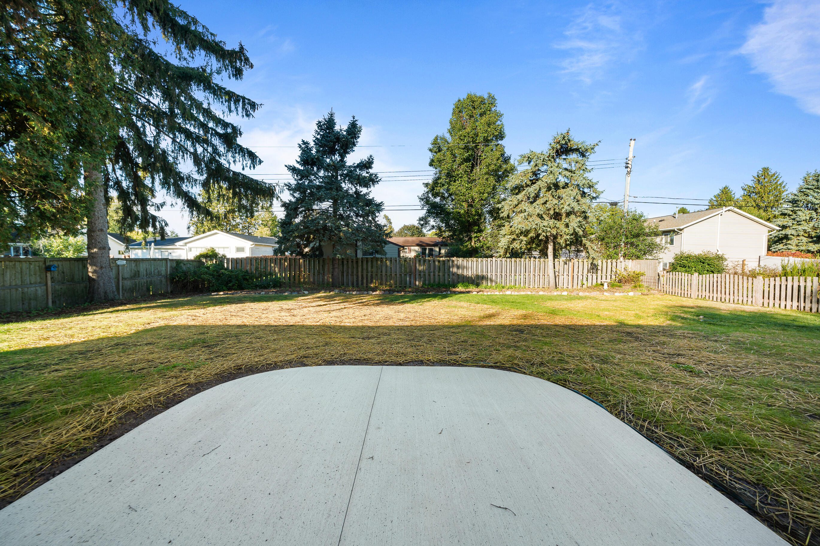 1018 Bonnie Brae Lane Lake Geneva, WI 53147 - Photo 53 of 64 Backyard