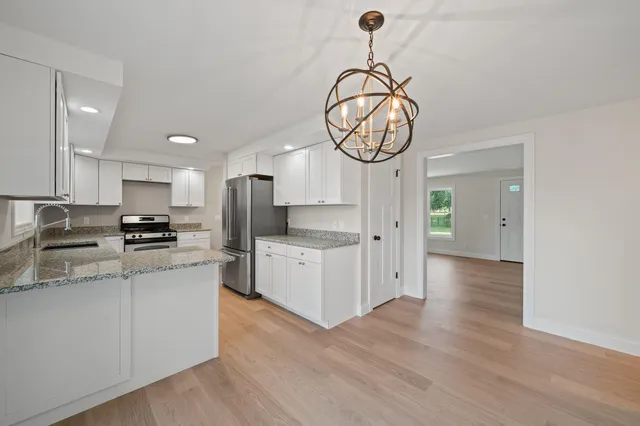 $3,000 | 1018 Bonnie Brae Lane, Lake Geneva, WI 53147