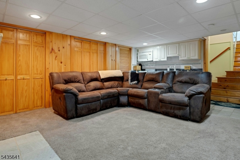 331 Chestnut Street Stirling, NJ 07980 - Photo 30 of 38