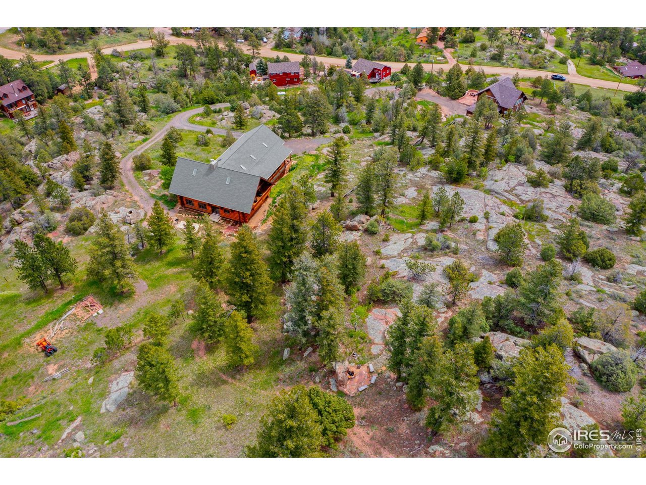 95 Choctaw Road Lyons, CO 80540 - Photo 40 of 40 a view of a city