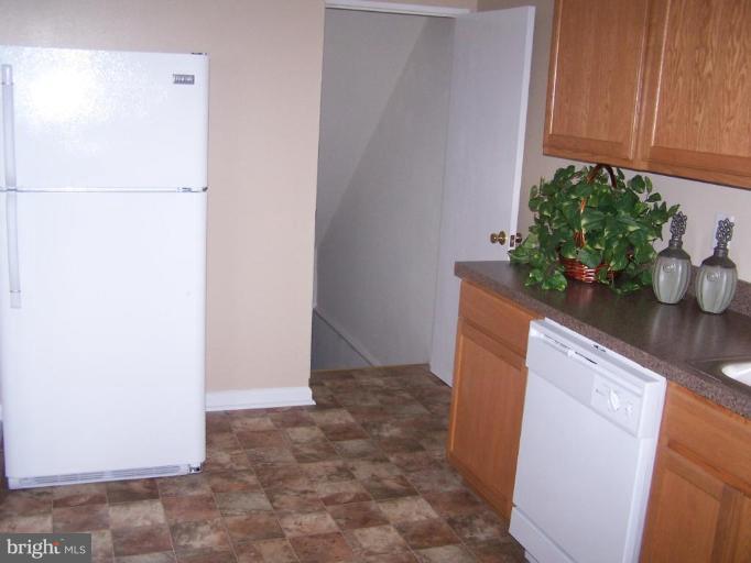 5229 Cedgate Road Baltimore, MD 21206 - Photo 6 of 12 Kitchen #2