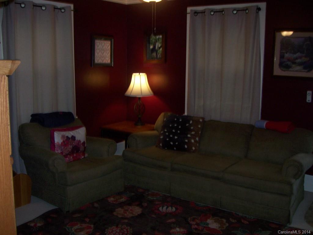 1355 Philbeck Road York, SC 29745 - Photo 4 of 10