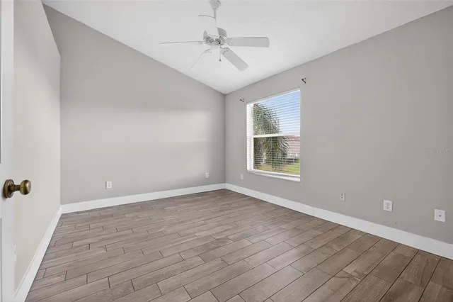 $2,000 | 12343 Country White Circle, Tampa, FL 33635