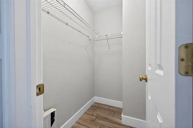 $2,000 | 12343 Country White Circle, Tampa, FL 33635