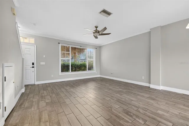 $2,000 | 12343 Country White Circle, Tampa, FL 33635