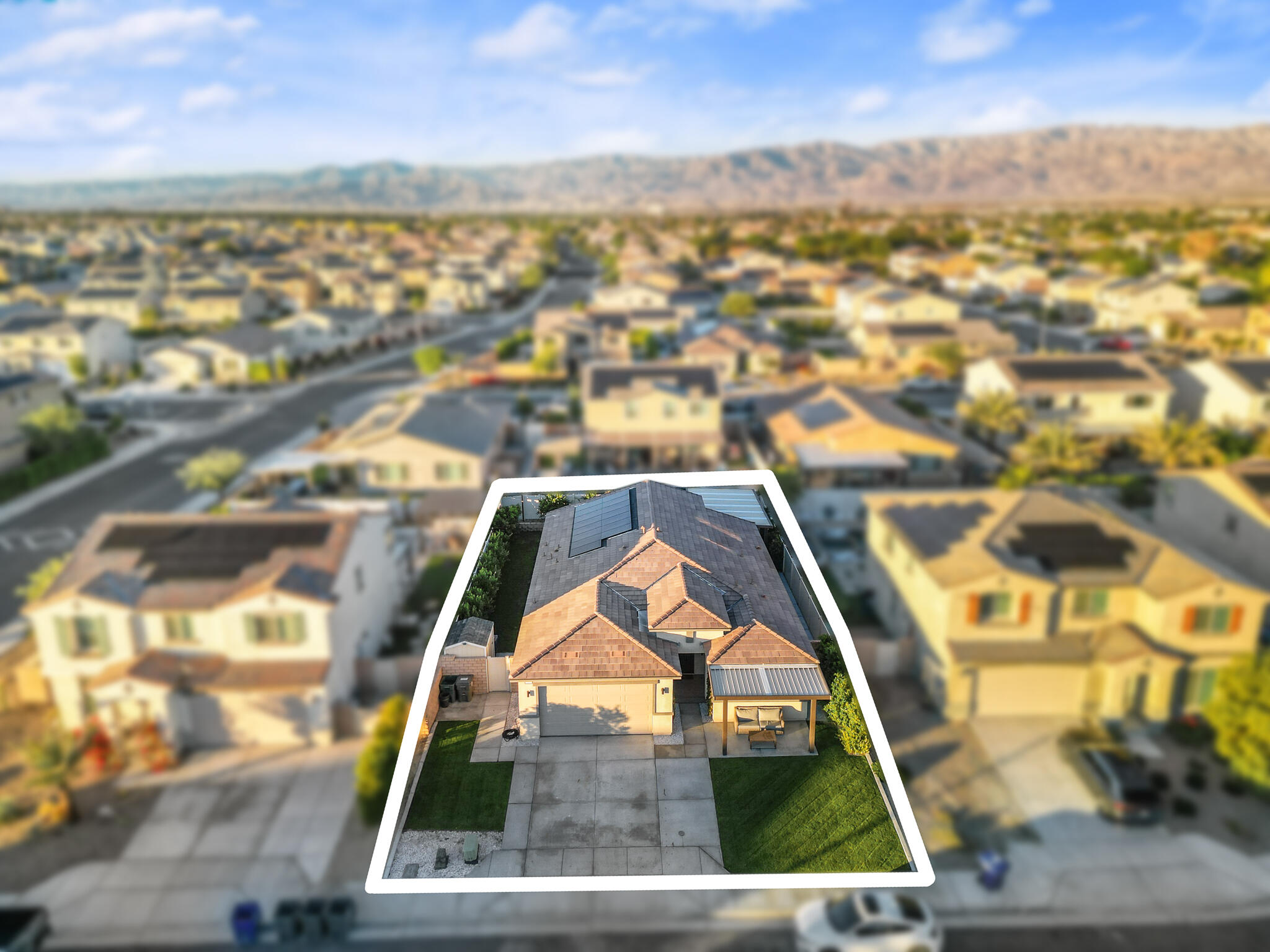 84458 Calle Larriva Coachella, CA 92236 - Photo 2 of 43 view of lake