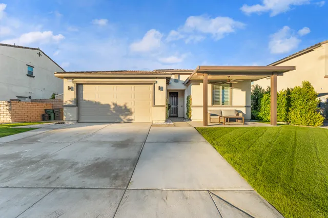 $585,000 | 84458 Calle Larriva, Coachella, CA 92236