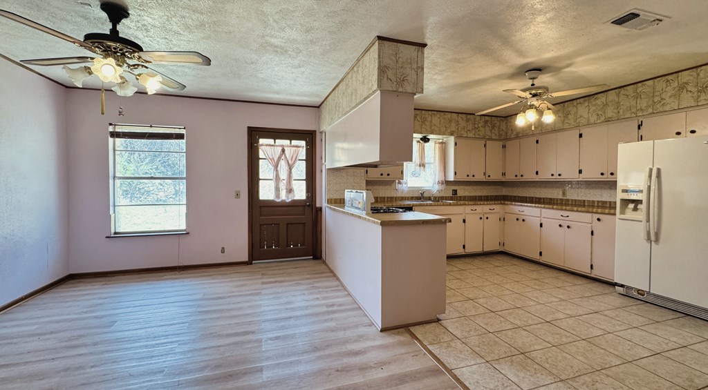 235 Indian Creek Road Ingram, TX 78025 - Photo 3 of 29