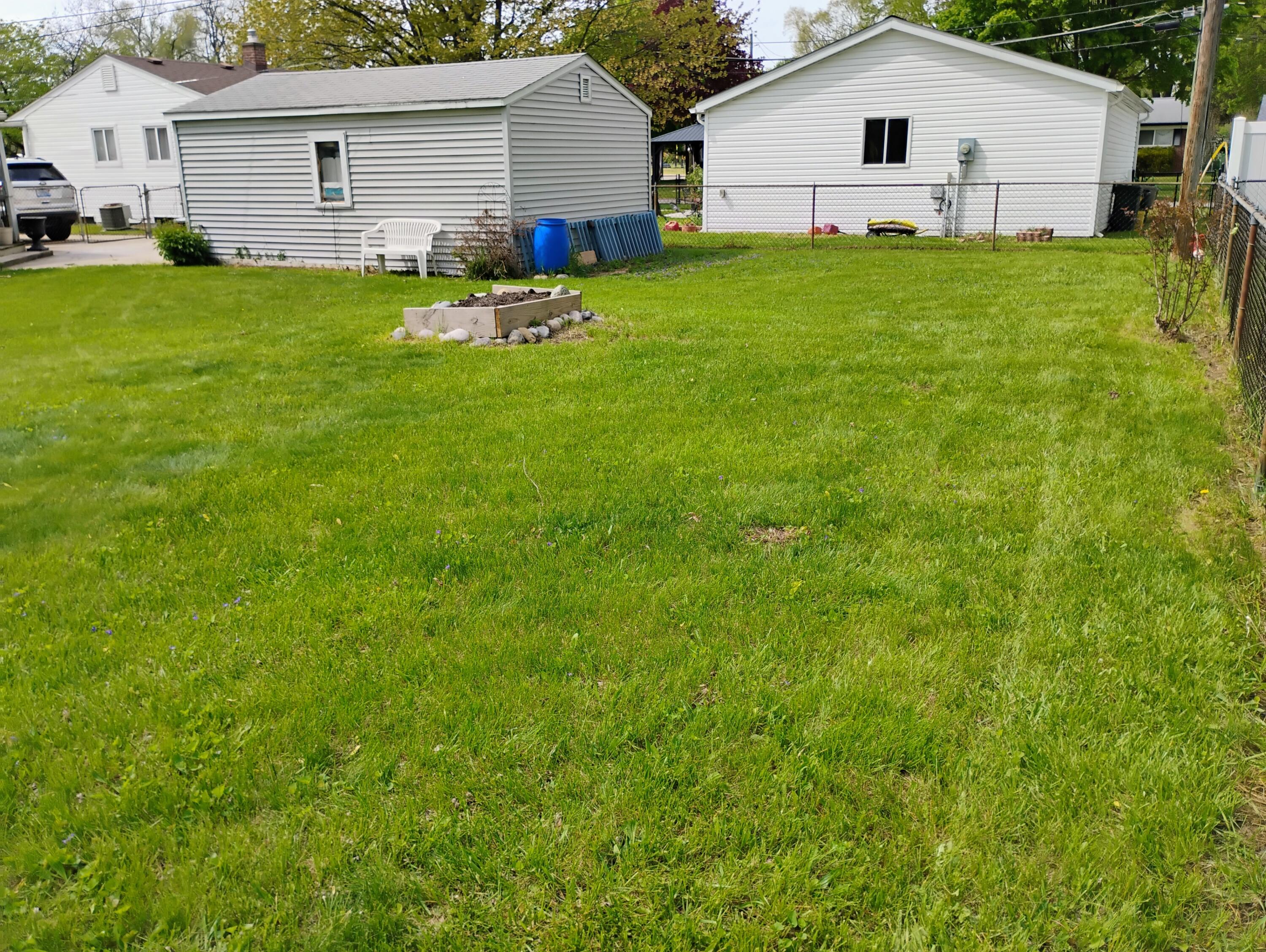 12415 Clinton River Road Sterling Heights, MI 48313 - Photo 24 of 27 12415 Clinton ext7