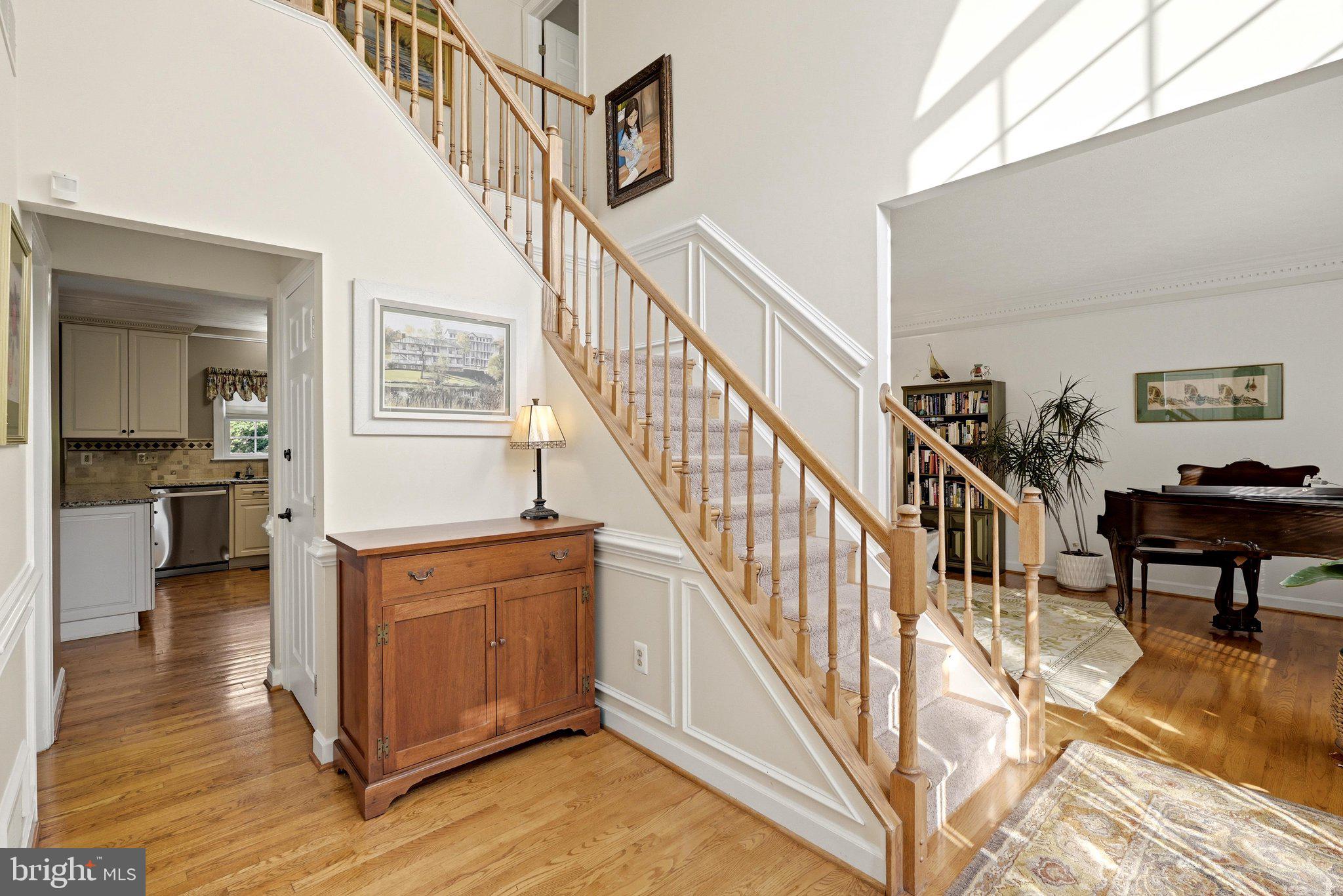 291 Huntersridge Road Winchester, VA 22602 - Photo 7 of 70 Foyer
