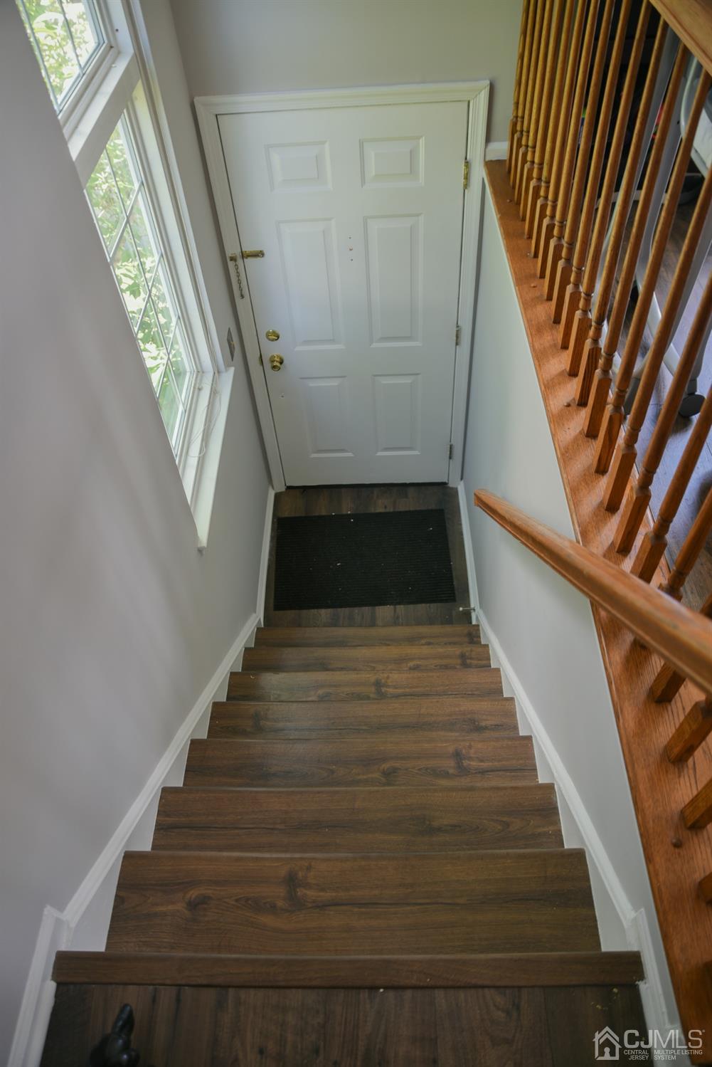 4206 Riddle Court Bridgewater, NJ 08807 - Photo 3 of 25 a view of entryway