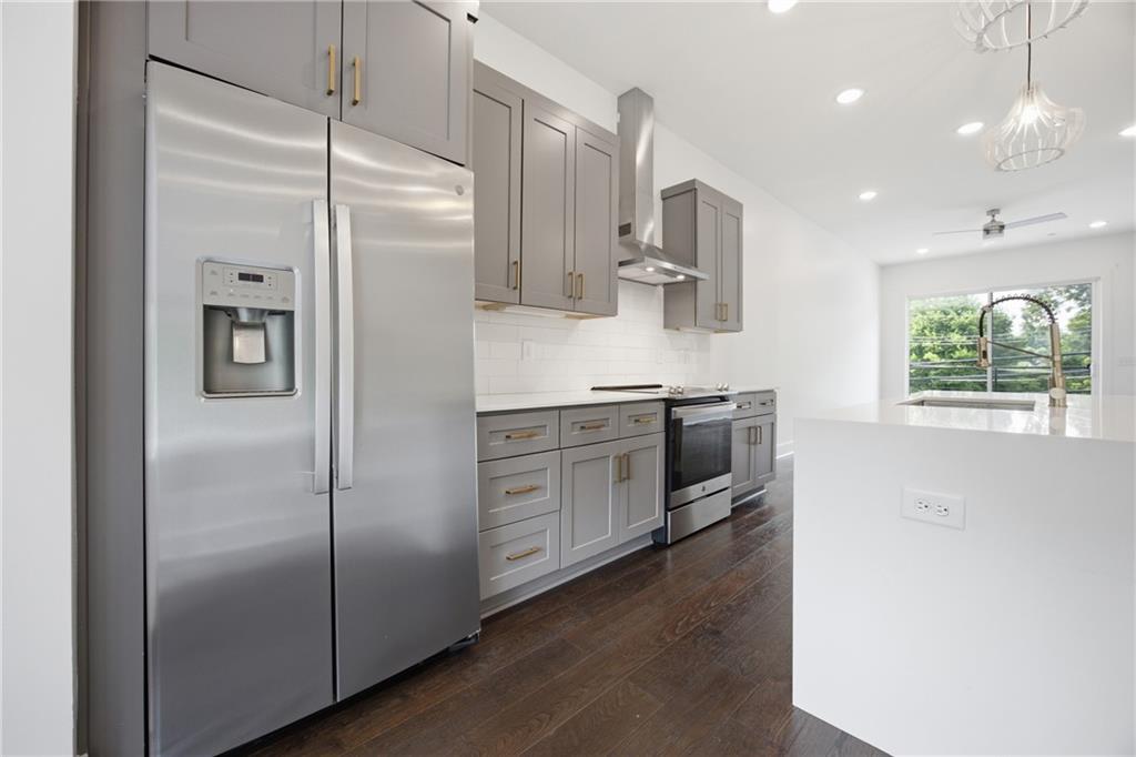 211 Bass Street Southwest, Unit 10 Atlanta, GA 30315 - Photo 7 of 34