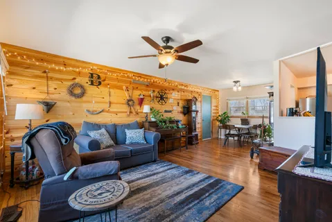 $399,900 | 345 Maricopa Lane, Hoffman Estates, IL 60169