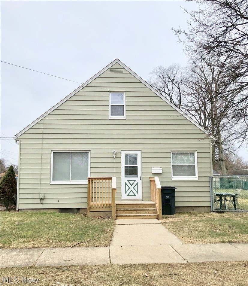 1302 Inman Street Akron, OH 44306 - Photo 5 of 17