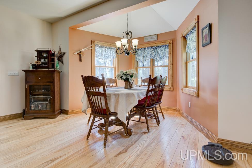 2893 14th Road Escanaba, MI 49829 - Photo 15 of 58