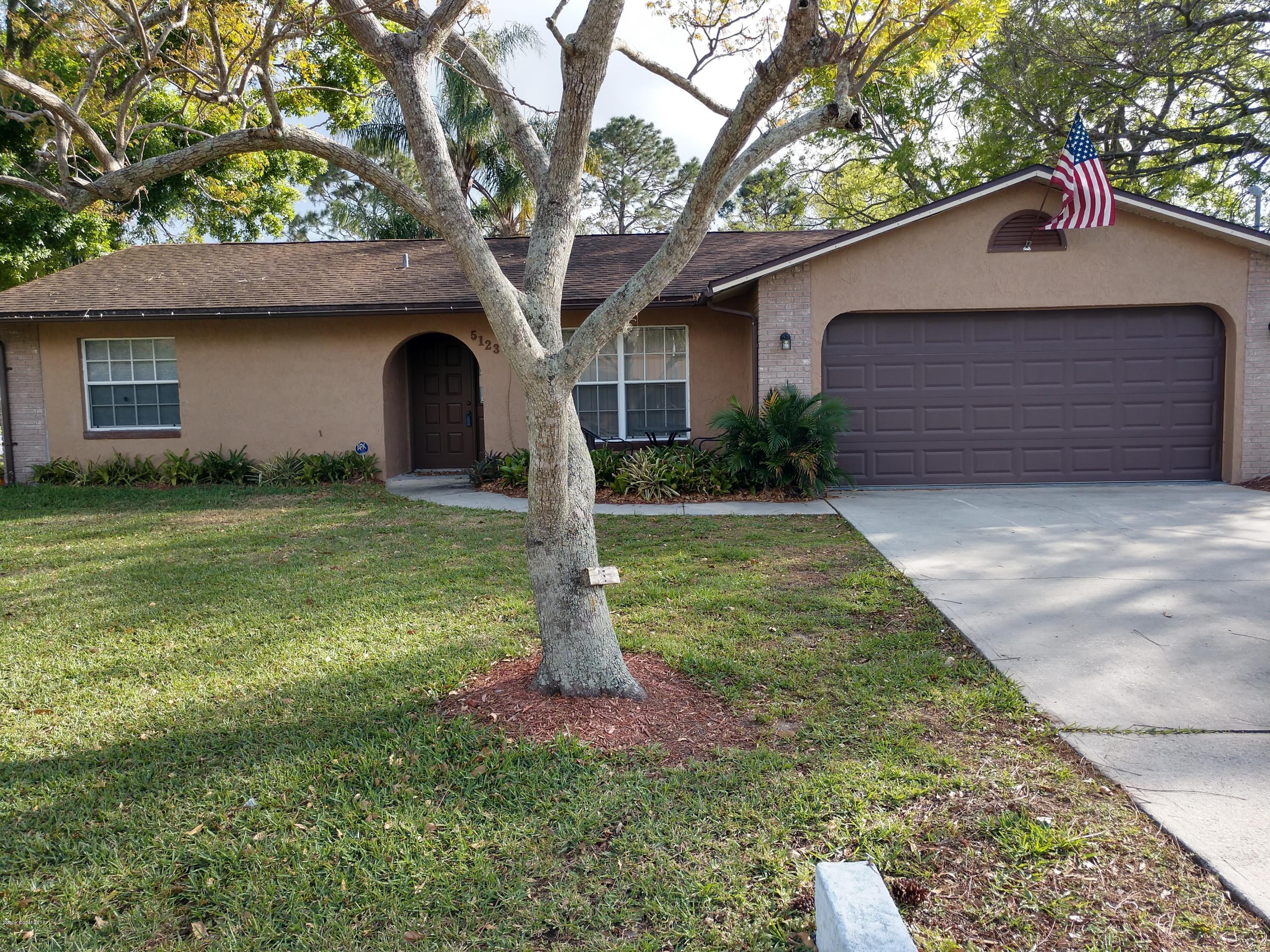 5123 Carrick Road Cocoa, FL 32927 - Photo 1 of 14 Front View