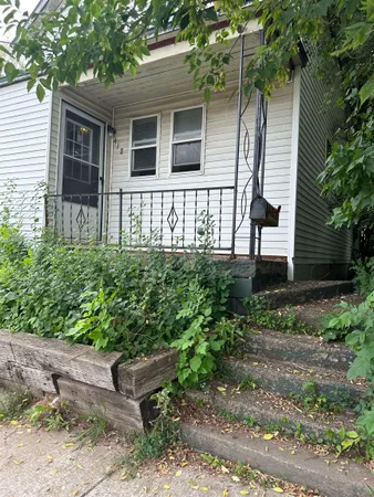 $65,000 | 418 6th Street West, Ashland, WI 54806
