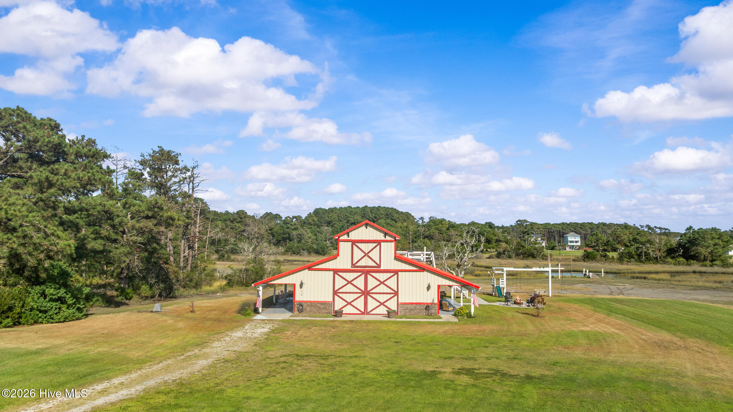 116 Straits Road Beaufort, NC 28516 - Photo 47 of 55 17_dji_0061