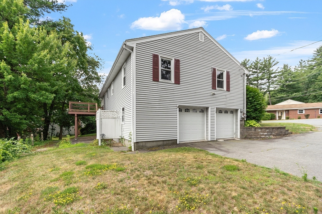 9 East Park Road Sterling, MA 01564 - Photo 4 of 35 Gallery Image 4