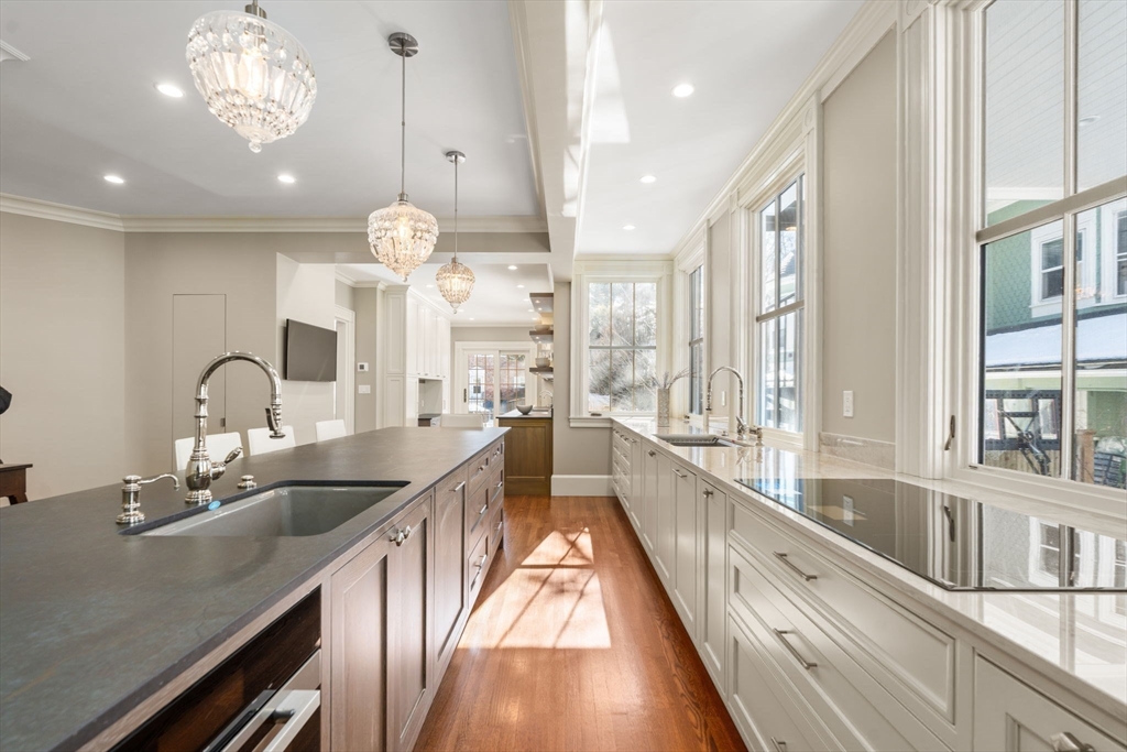 232 Kent Street Brookline, MA 02446 - Photo 2 of 32