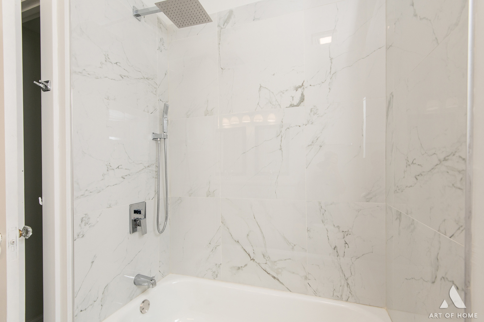 1820 Gunderson Avenue, Unit 3 Berwyn, IL 60402 - Photo 13 of 17 a bathroom with a bathtub and shower