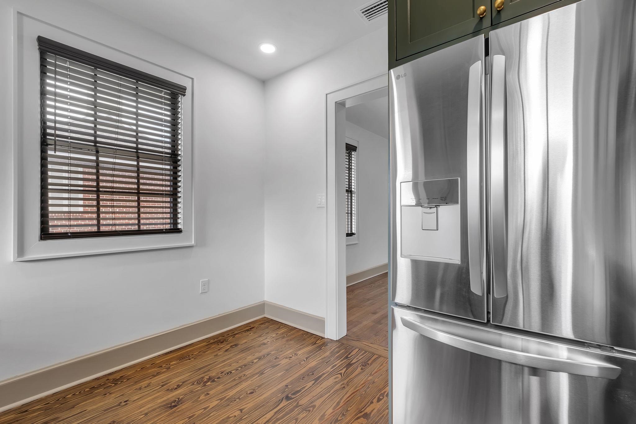 1504 Isabel Court, Unit 2 Tallahassee, FL 32303 - Photo 3 of 22