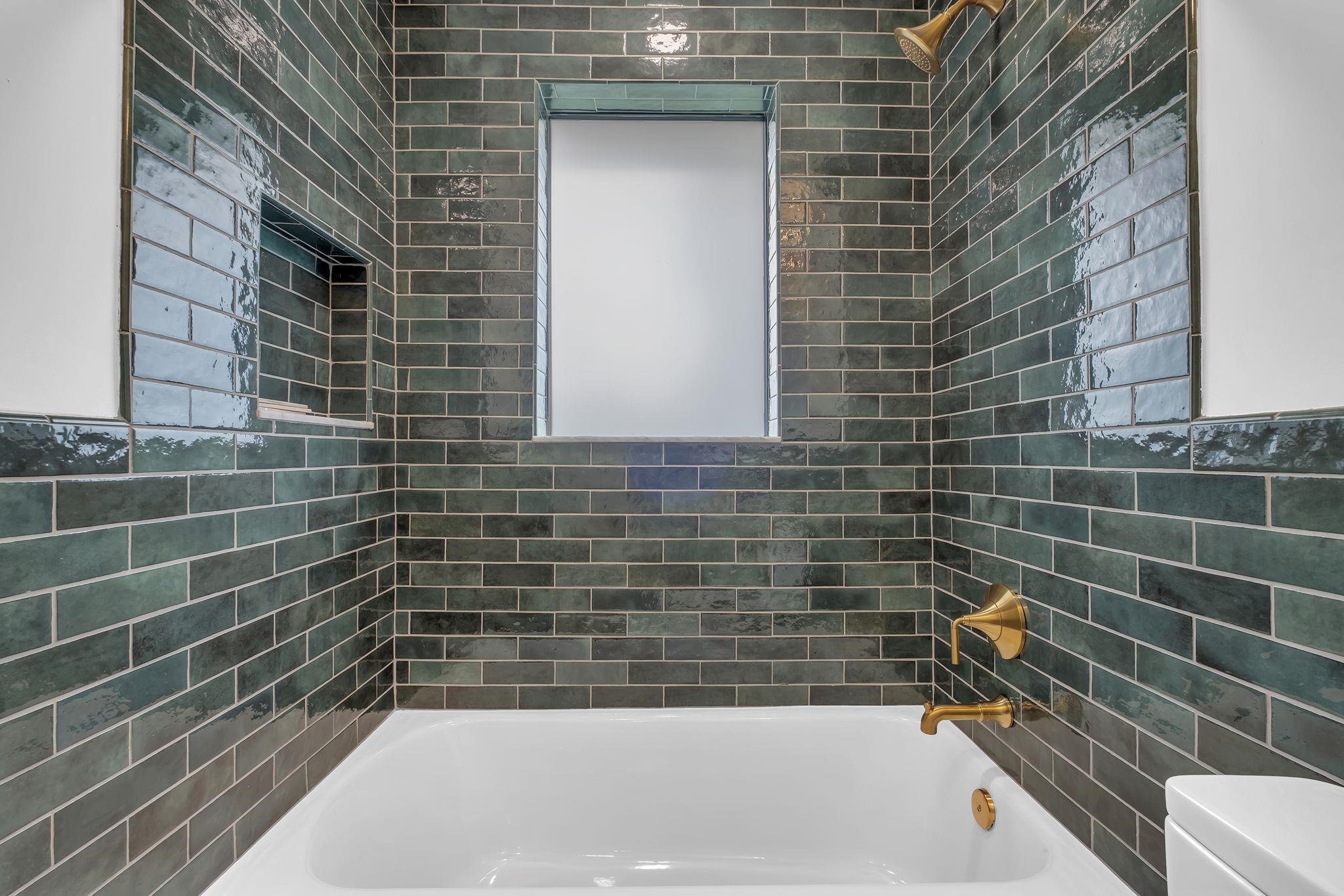 1504 Isabel Court, Unit 2 Tallahassee, FL 32303 - Photo 7 of 22