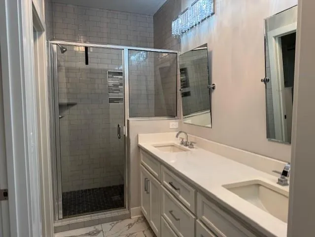 $421,700 | 23506 East 10th Street South, Independence, MO 64056