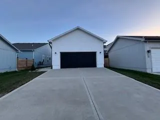 $421,700 | 23506 East 10th Street South, Independence, MO 64056