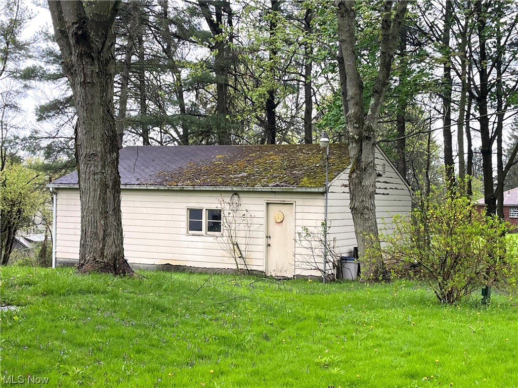9599 New Buffalo Road Canfield, OH 44406 - Photo 5 of 24 Gallery Image 5