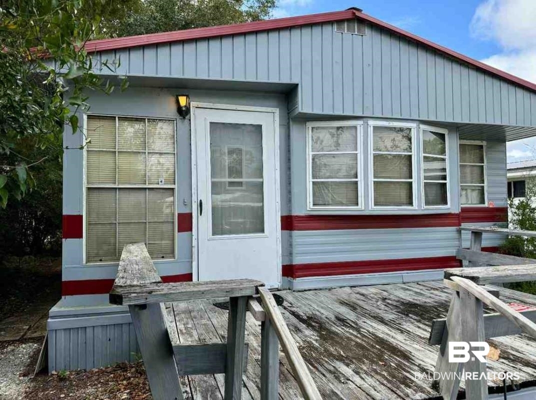 678 Escambia Loop Lillian, AL 36549 - Photo 3 of 11