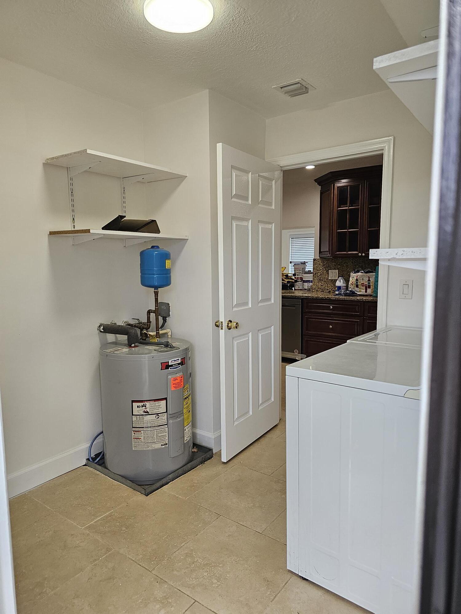 435 Pine Villa Drive Atlantis, FL 33462 - Photo 19 of 57 1000051123