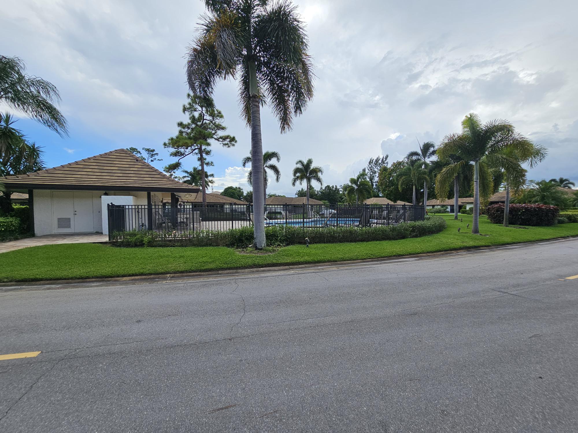 435 Pine Villa Drive Atlantis, FL 33462 - Photo 54 of 57 1000051172