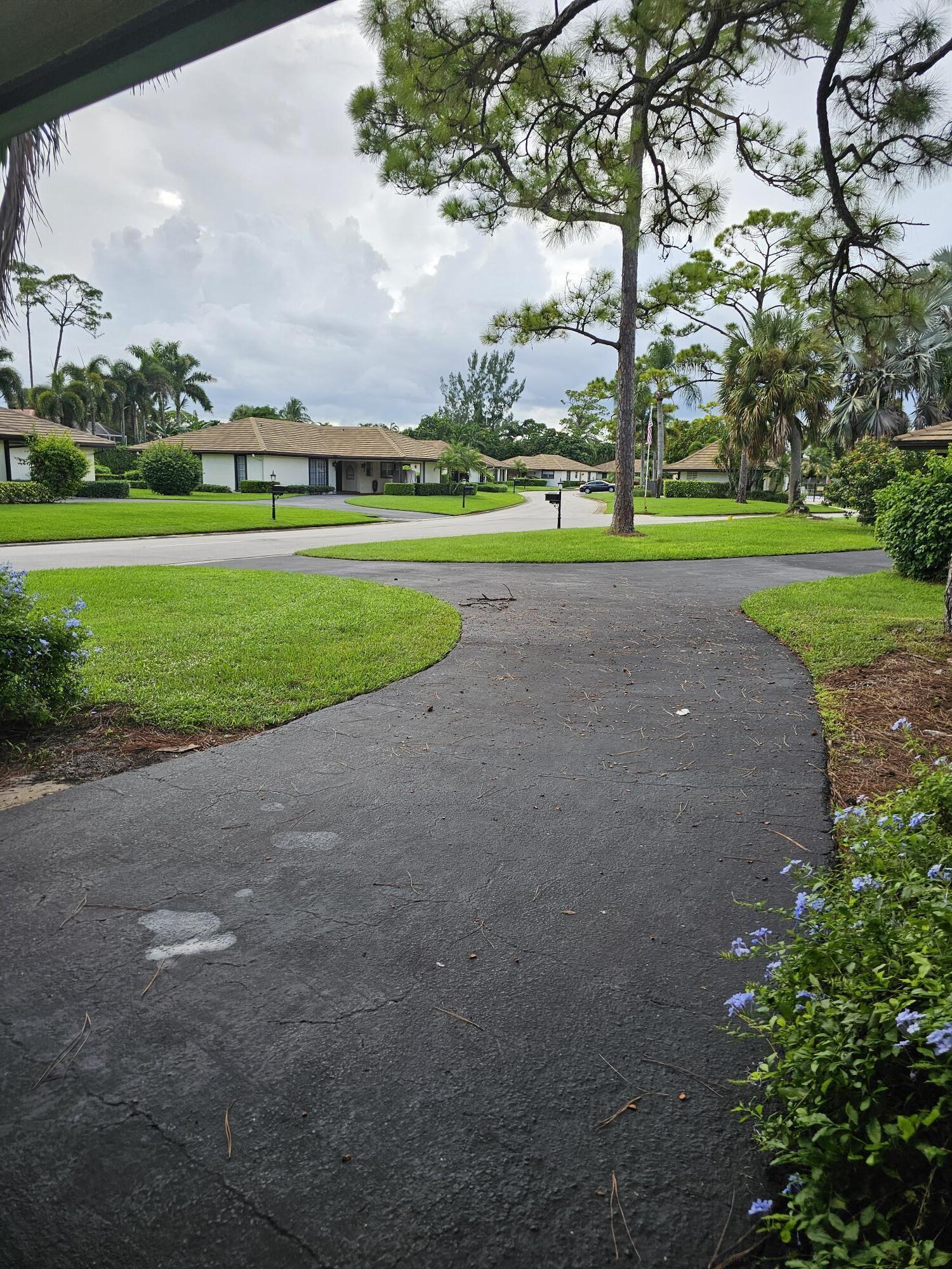 435 Pine Villa Drive Atlantis, FL 33462 - Photo 6 of 57 1000051159