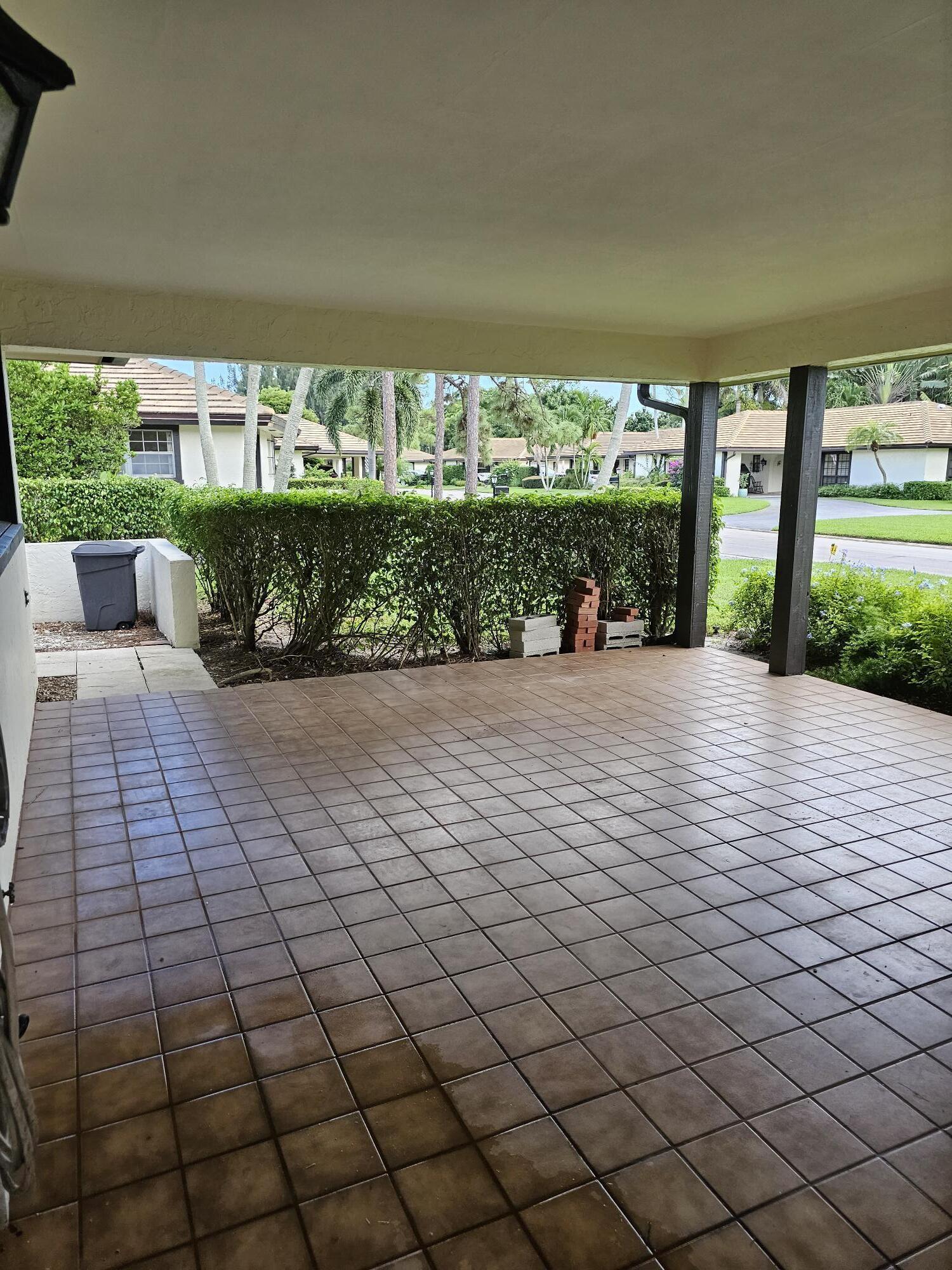 435 Pine Villa Drive Atlantis, FL 33462 - Photo 7 of 57 1000051160