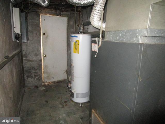 1119 Kenwood Road Darby, PA 19023 - Photo 11 of 12