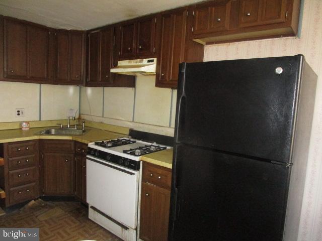 1119 Kenwood Road Darby, PA 19023 - Photo 5 of 12