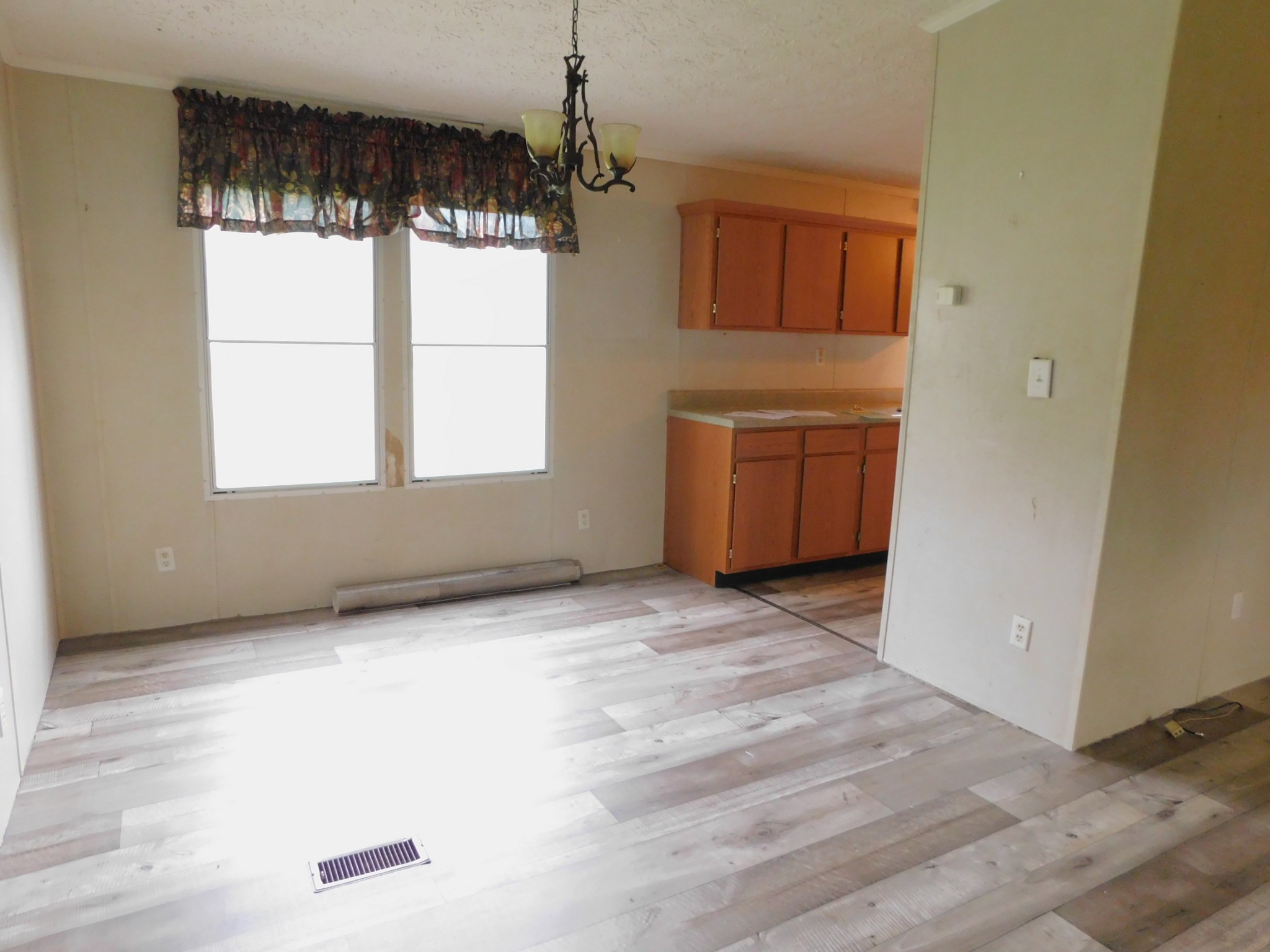 6155 Dewey Carr Road Bethpage, TN 37022 - Photo 17 of 53 Gallery Image 17