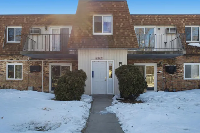 $168,000 | 2320 20th Avenue South, Unit 7, Fargo, ND 58103