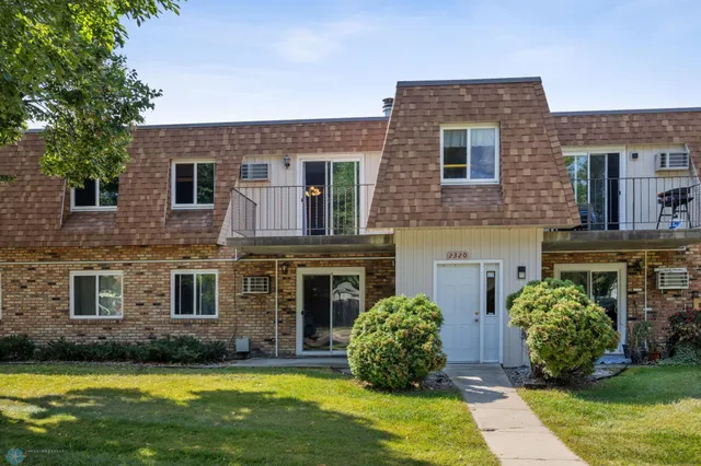$168,000 | 2320 20th Avenue South, Unit 7, Fargo, ND 58103
