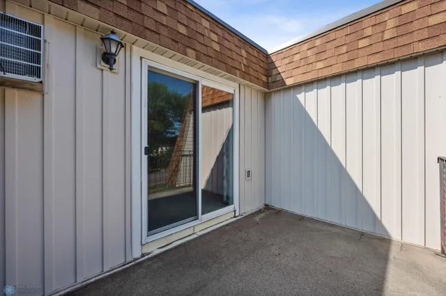 $168,000 | 2320 20th Avenue South, Unit 7, Fargo, ND 58103