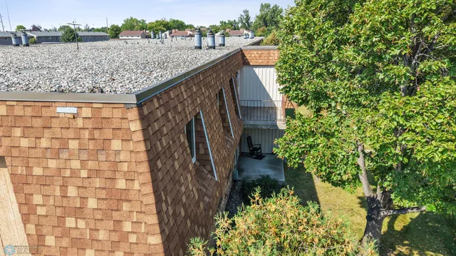 $168,000 | 2320 20th Avenue South, Unit 7, Fargo, ND 58103