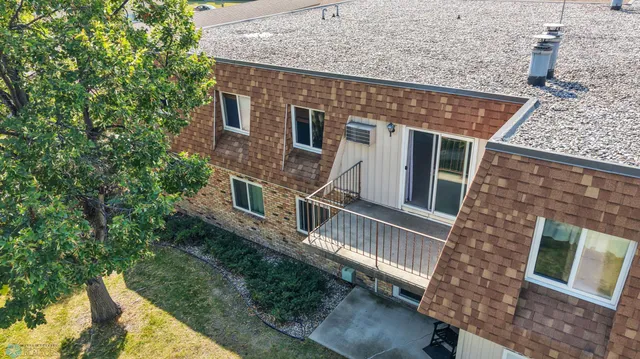 $168,000 | 2320 20th Avenue South, Unit 7, Fargo, ND 58103