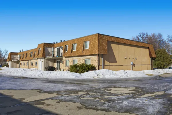 $168,000 | 2320 20th Avenue South, Unit 7, Fargo, ND 58103