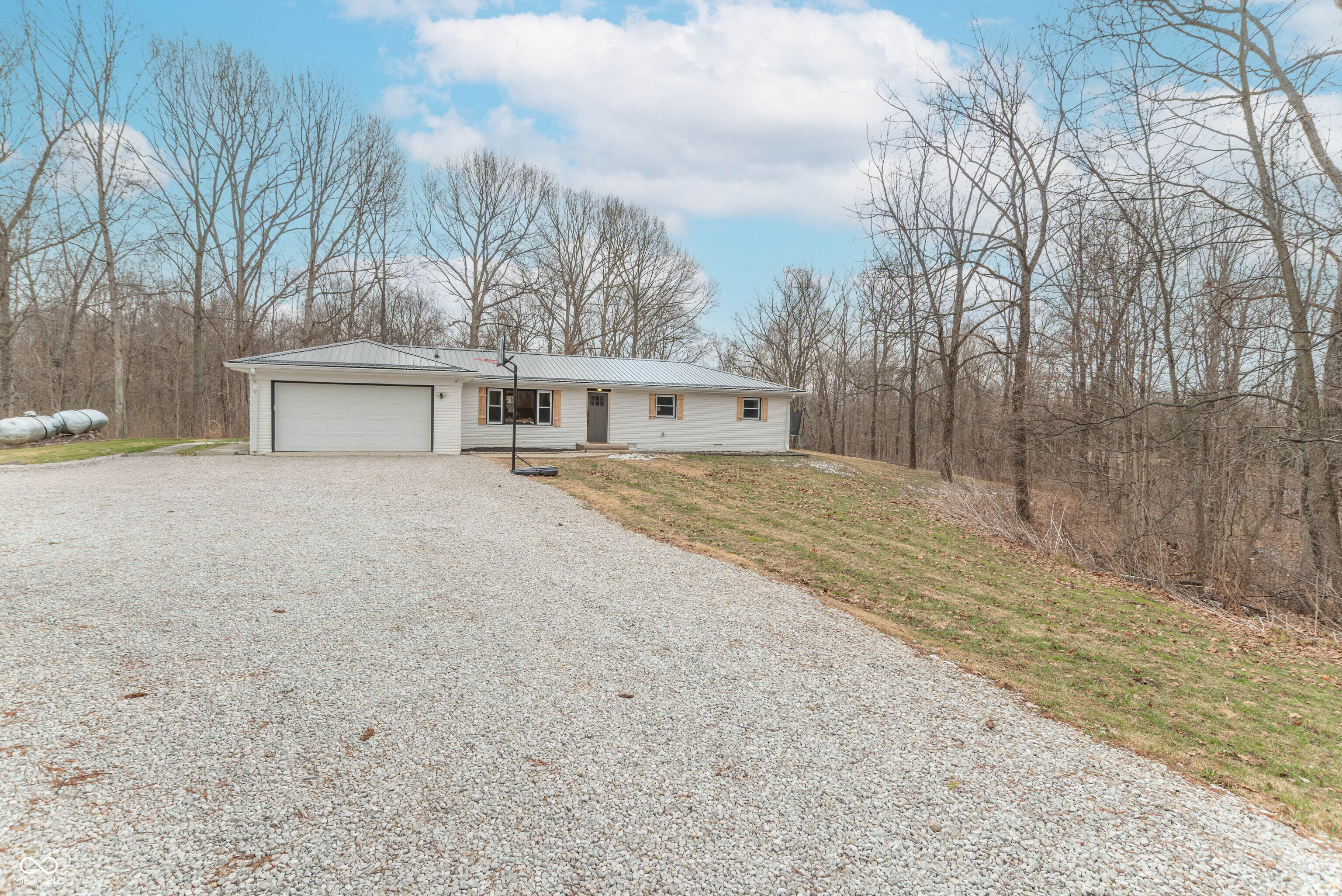 1651 Bill Smith Road Martinsville, IN 46151 - Photo 2 of 36