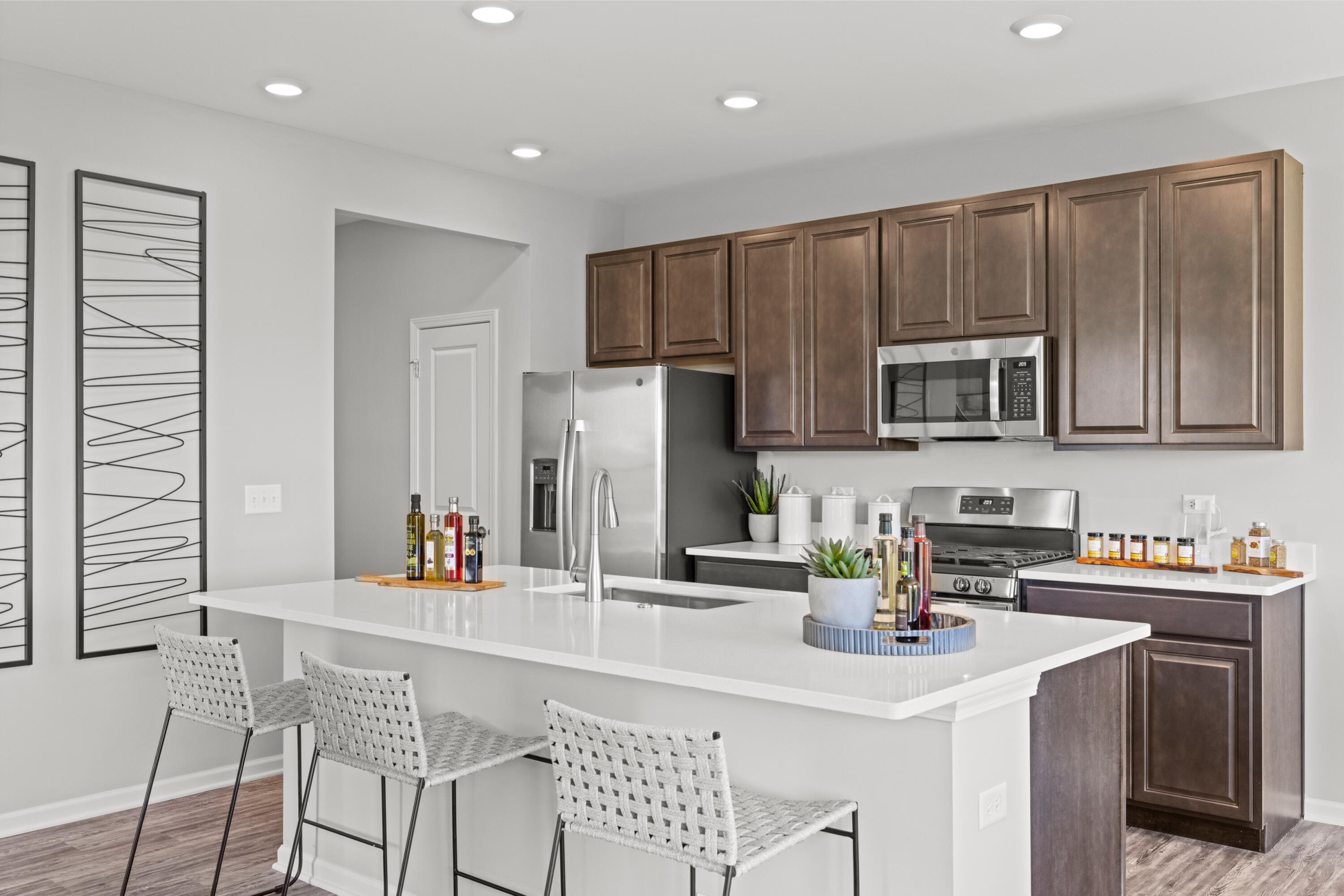 8355 Kannon Drive Lowell, IN 46356 - Photo 5 of 28 3000x2001