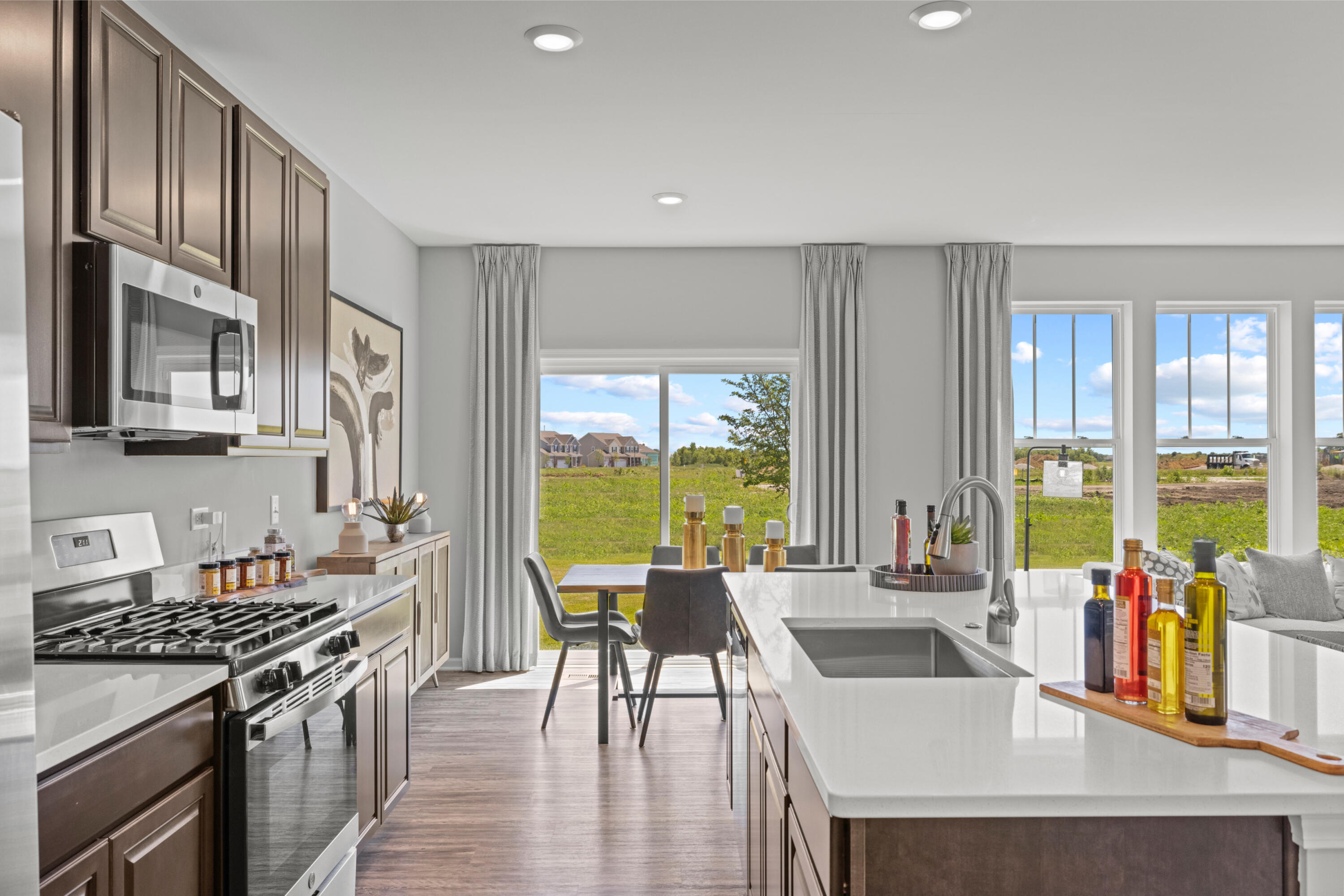 8355 Kannon Drive Lowell, IN 46356 - Photo 7 of 28 3000x2001