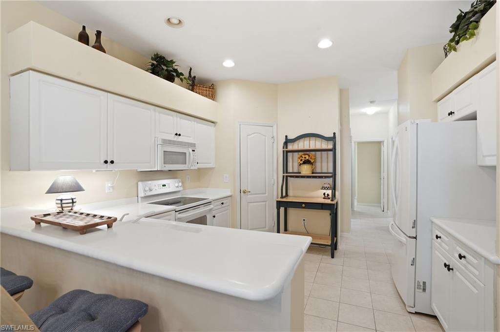 12565 Stone Valley Loop Fort Myers, FL 33913 - Photo 15 of 39