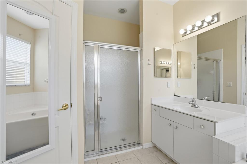 12565 Stone Valley Loop Fort Myers, FL 33913 - Photo 25 of 39