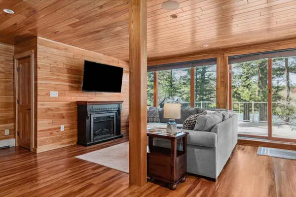 $1,300,000 | N2307 Whispering Pines Road, Waupaca, WI 54981